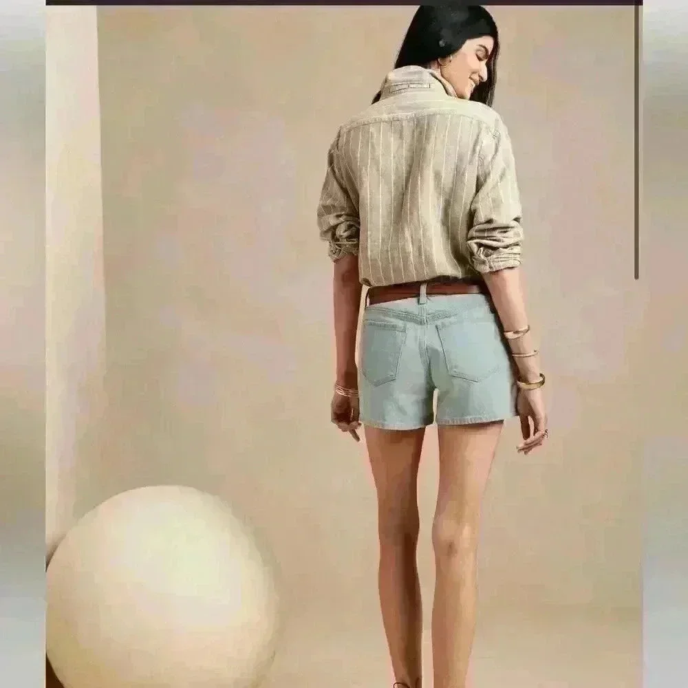 Banana Republic CLASSIC DENIM SHORT